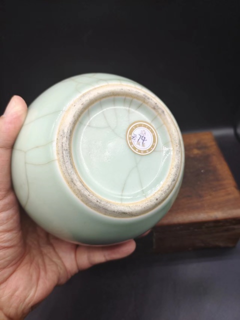 古玩陶瓷晚清仿官釉太白罐拍賣，當前價格8800元