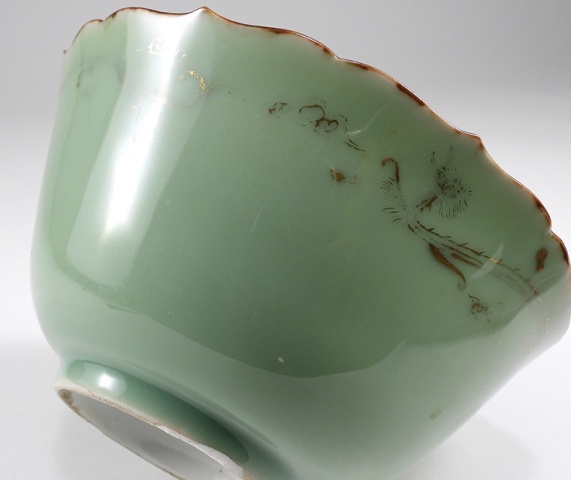 古玩陶瓷外青釉內(nèi)青花龍紋碗拍賣，當(dāng)前價(jià)格8888元
