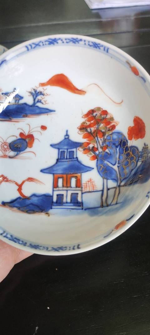 古玩陶瓷礬紅青花山水樓閣紋杯碟拍賣，當(dāng)前價格2800元