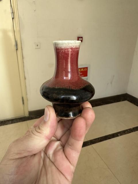 古玩陶瓷三羊開泰荸薺瓶拍賣,當前價格6900元
