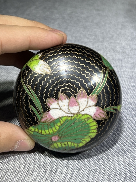 古玩陶瓷【清倉大處理】晚清銅胎畫琺瑯蓋罐拍賣，當前價格888元