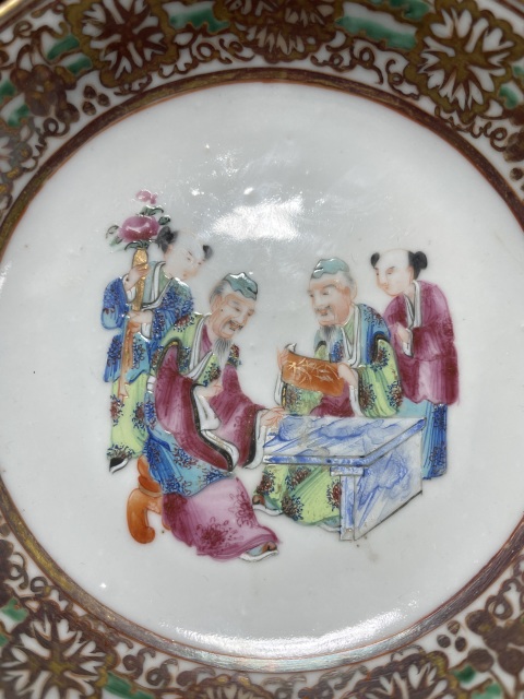 古玩陶瓷清.道光廣彩描金花卉邊人物故事盤拍賣，當前價格800元