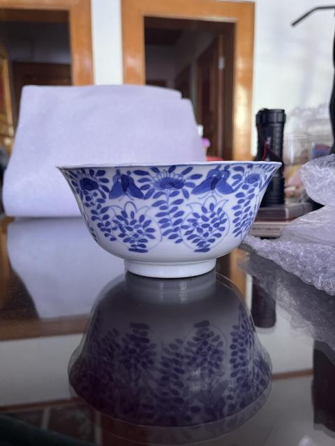 古玩陶瓷清光緒·青花折枝花卉紋葵口大碗拍賣,當前價格3999元