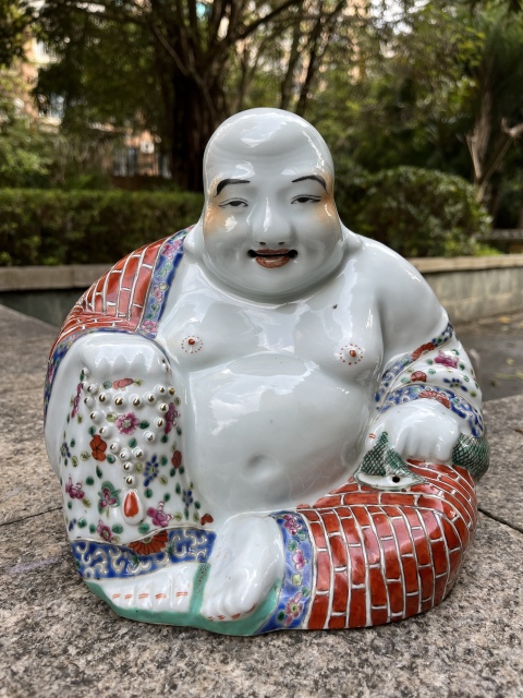 古玩陶瓷民國(guó)粉彩彌勒佛塑像拍賣(mài)，當(dāng)前價(jià)格4500元