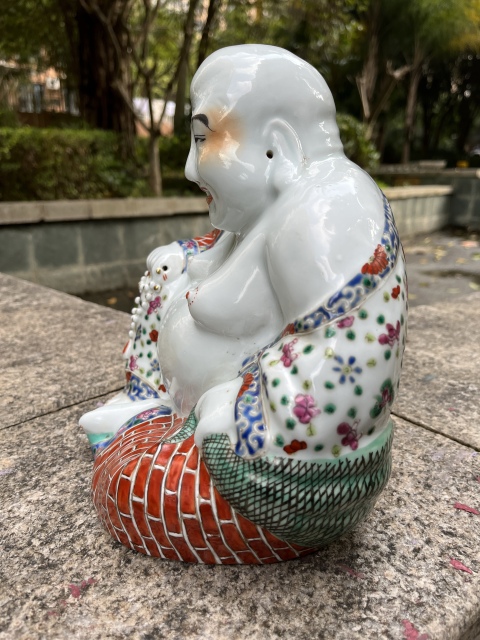 古玩陶瓷民國(guó)粉彩彌勒佛塑像拍賣(mài)，當(dāng)前價(jià)格4500元