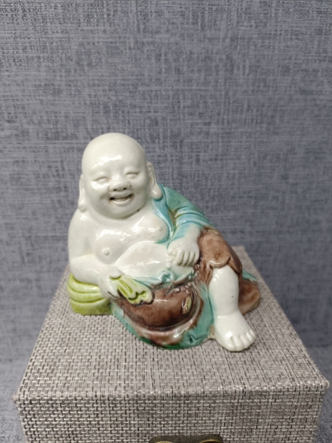 古玩陶瓷彌勒佛拍賣，當(dāng)前價(jià)格3888元