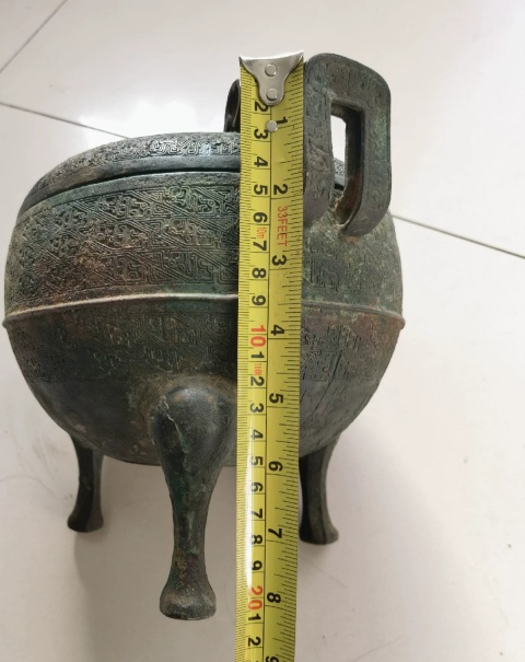 古玩銅器蟠螭紋**鼎拍賣，當前價格30000元