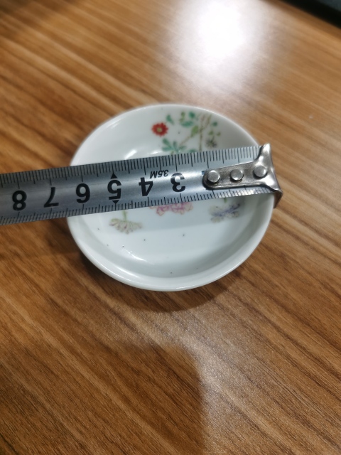 古玩陶瓷粉彩花卉紋小筆舔拍賣(mài)，當(dāng)前價(jià)格1500元