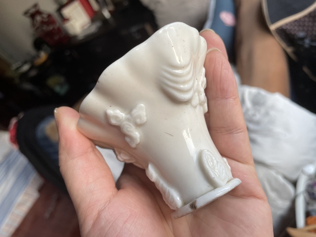 古玩陶瓷清早期德化堆塑杯拍賣，當前價格5000元