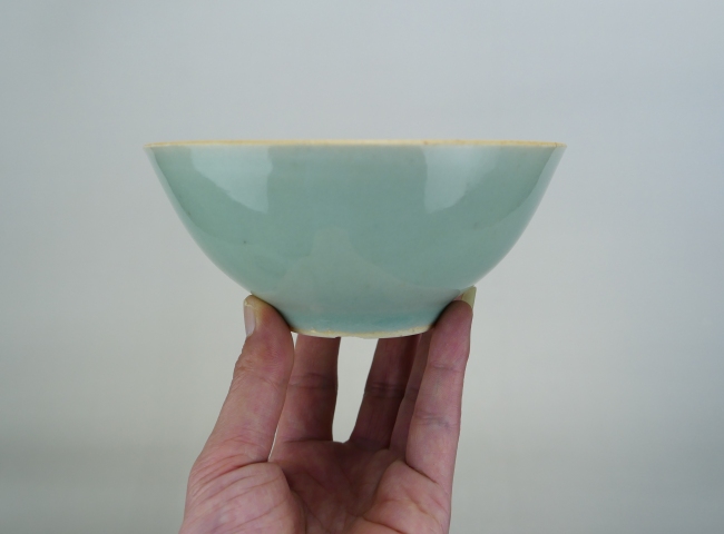 古玩陶瓷清中.豆青釉斗笠茶碗拍賣,當前價格33元