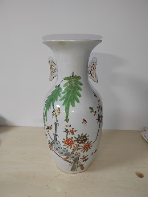 古玩陶瓷花鳥紋瓶拍賣,當前價格500元
