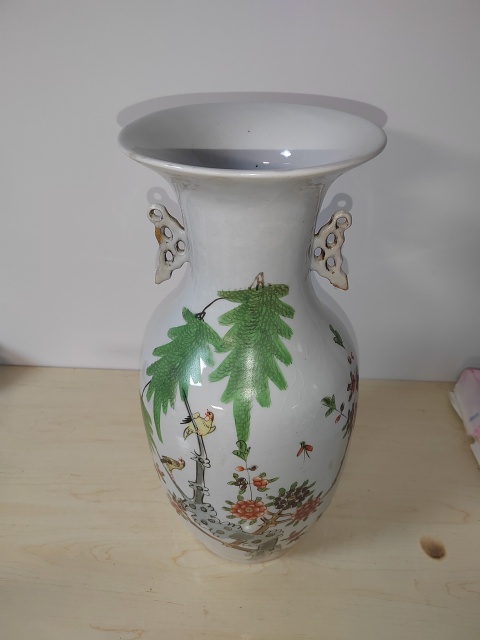 古玩陶瓷花鳥紋瓶拍賣,當前價格500元