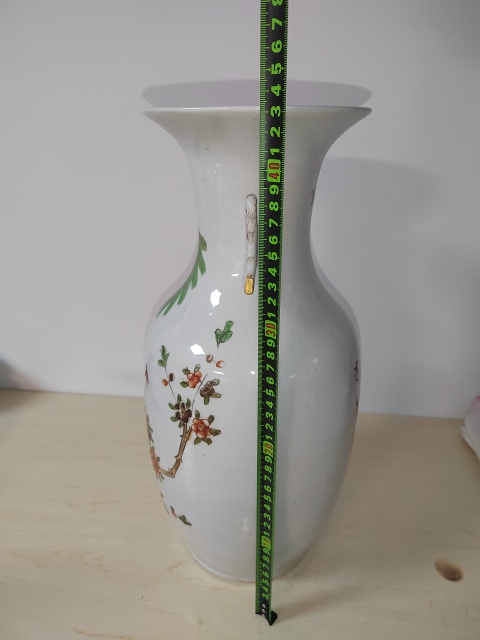 古玩陶瓷花鳥紋瓶拍賣,當前價格500元