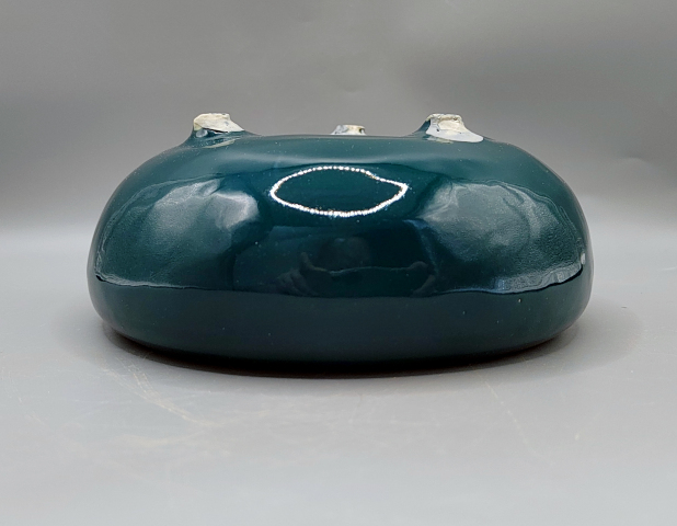 古玩陶瓷民國?綠釉三足爐拍賣，當(dāng)前價格699元