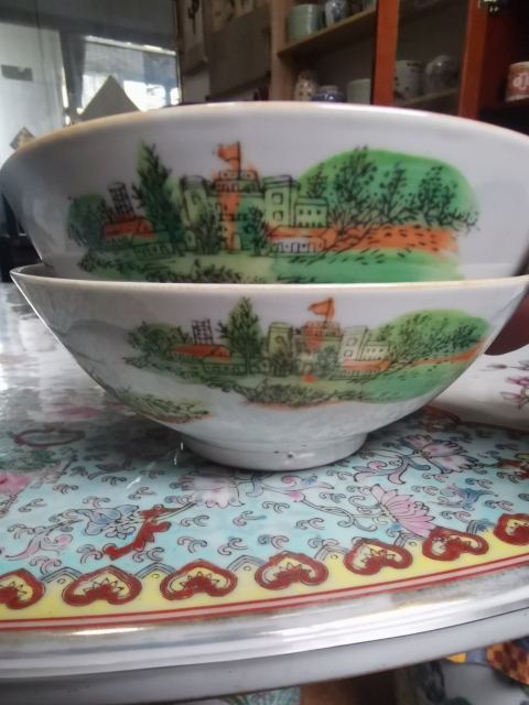 古玩陶瓷文革粉彩碗一對拍賣,當前價格299元