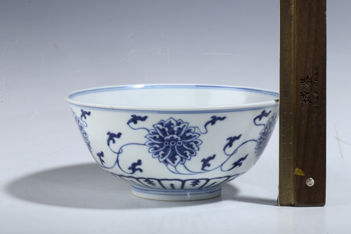 古玩陶瓷清光緒·青花纏枝蓮紋碗（官）拍賣，當前價格58800元