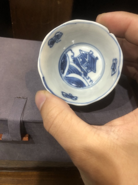 古玩陶瓷（精品主人杯）清-康熙-海屋添籌-松鼠葡萄紋-主人杯一對拍賣，當前價格1550元