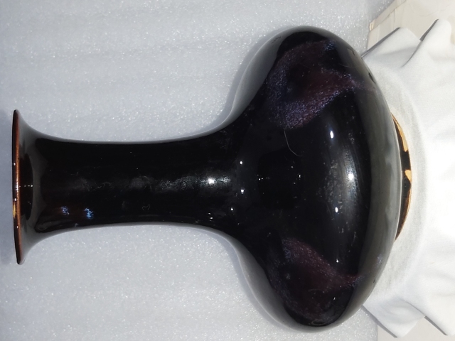 古玩陶瓷創(chuàng)匯?窯變?yōu)踅鹩暂┧j瓶拍賣，當前價格588元