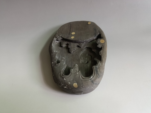 古玩雜項(xiàng)創(chuàng)匯時(shí)期端硯拍賣，當(dāng)前價(jià)格4000元