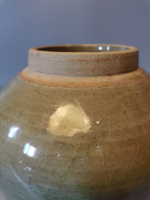古玩陶瓷【精美龍泉罐】明代龍泉青瓷大茶葉罐拍賣,當前價格69元