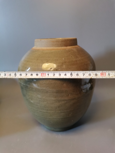 古玩陶瓷【精美龍泉罐】明代龍泉青瓷大茶葉罐拍賣,當前價格69元