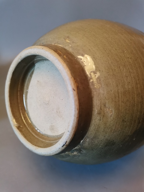 古玩陶瓷【精美龍泉罐】明代龍泉青瓷大茶葉罐拍賣,當前價格69元