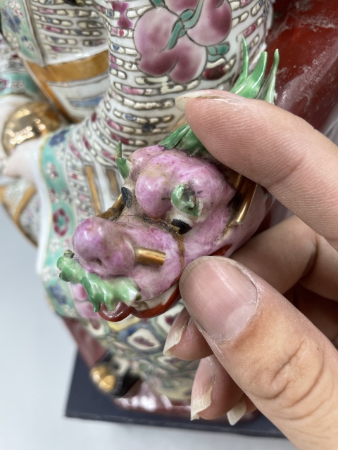 古玩陶瓷粉彩鎏金瓷塑像拍賣(mài)，當(dāng)前價(jià)格13000元