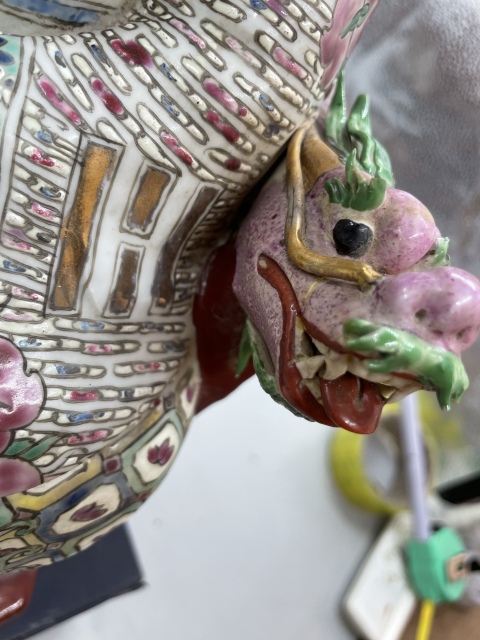 古玩陶瓷粉彩鎏金瓷塑像拍賣(mài)，當(dāng)前價(jià)格13000元