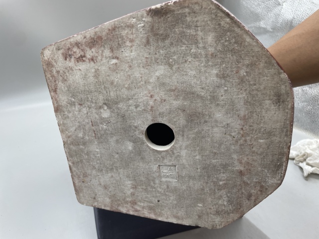 古玩陶瓷粉彩鎏金瓷塑像拍賣(mài)，當(dāng)前價(jià)格13000元