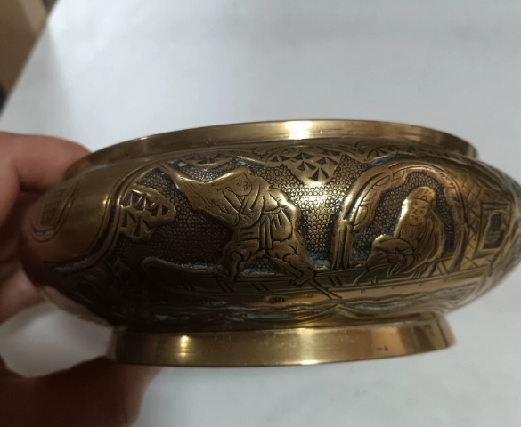 古玩銅器清代中晚期人物故事紋銅爐拍賣,當前價格3600元