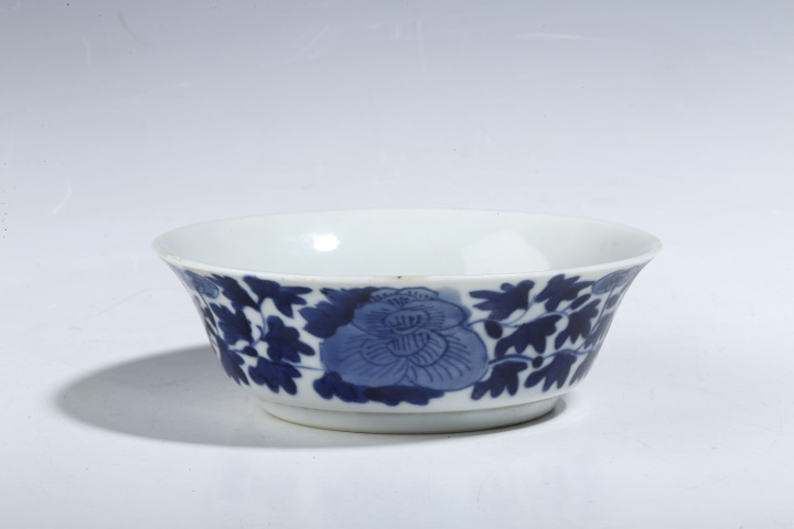 古玩陶瓷晚清·青花纏枝牡丹紋碗拍賣，當前價格2500元
