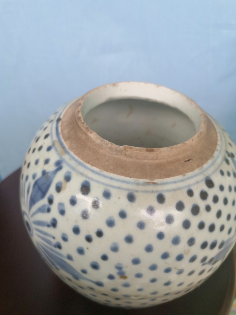 古玩陶瓷青花花卉紋罐拍賣，當前價格188元