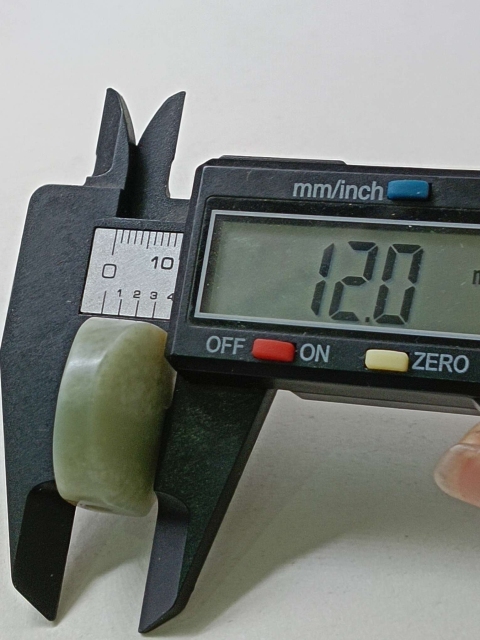 古玩玉器晚清民國和田玉雕“素紋背云”拍賣，當前價格580元