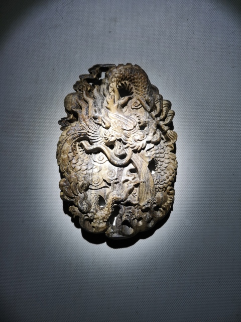 古玩雜項龍紋佩拍賣,當(dāng)前價格450元