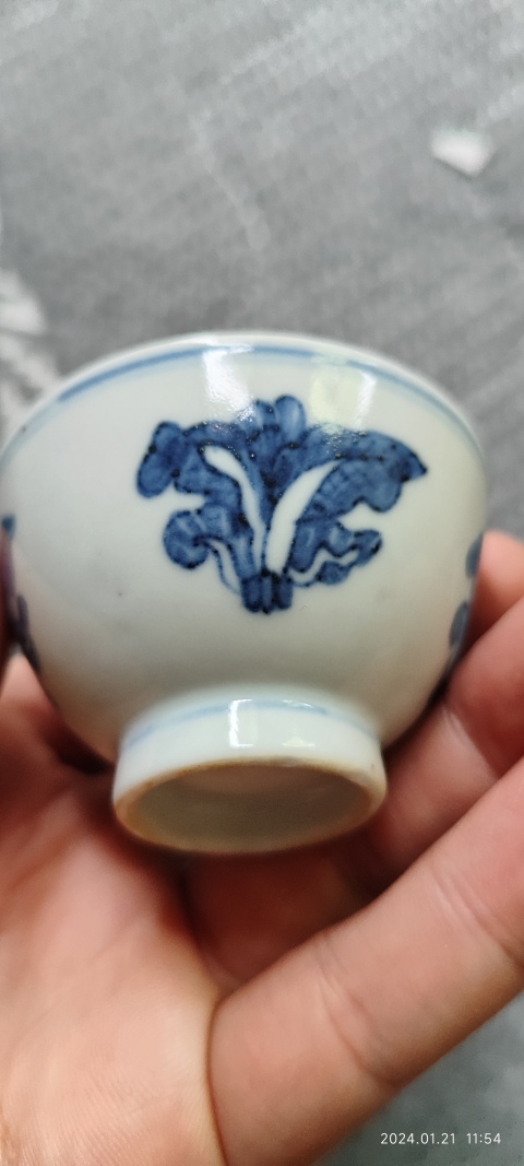 古玩陶瓷清中期青花百財(cái)圖小杯拍賣，當(dāng)前價(jià)格4800元