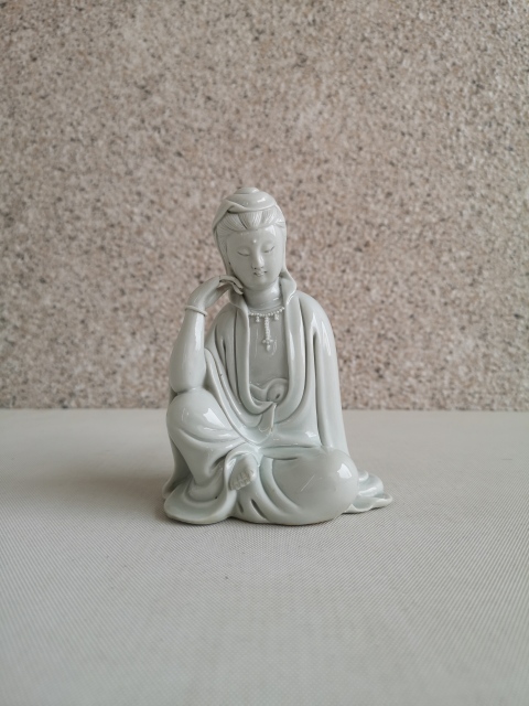 古玩陶瓷德化白瓷觀音菩薩造像拍賣,當(dāng)前價(jià)格480元