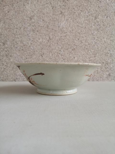 古玩陶瓷粉彩花卉紋葵口碗拍賣,當(dāng)前價格260元