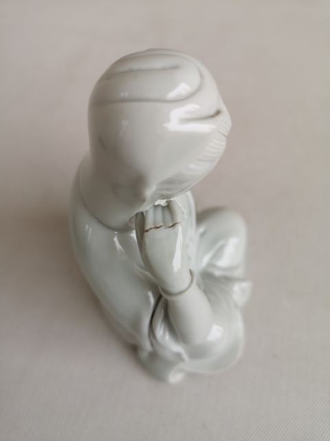 古玩陶瓷德化白瓷觀音菩薩造像拍賣,當(dāng)前價(jià)格480元