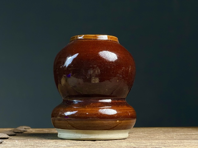 古玩陶瓷紫金釉異形葫蘆瓶拍賣,當前價格3800元