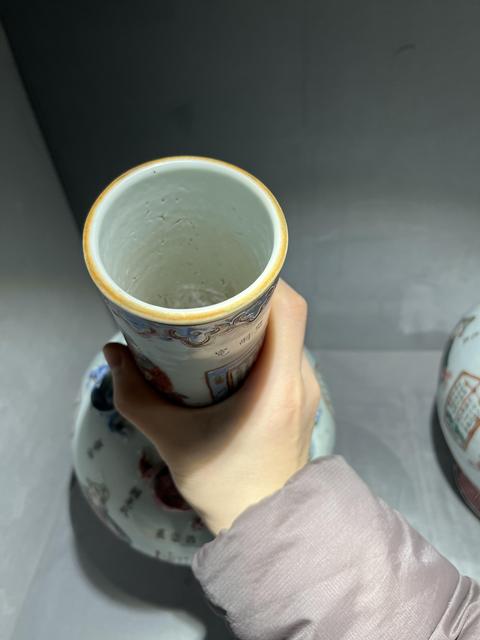古玩陶瓷粉彩貼塑無雙譜瓶拍賣，當前價格120000元