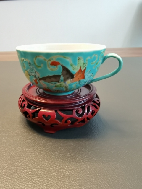 古玩陶瓷大清光緒年製官窯款粉彩瓜瓞綿綿紋茶杯拍賣,當前價格750元
