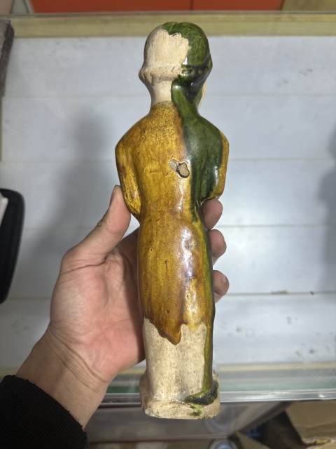 古玩陶瓷人物拍賣，當前價格15000元