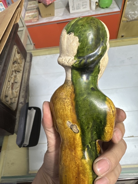 古玩陶瓷人物拍賣，當前價格15000元