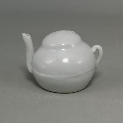 古玩陶瓷晚清白釉小水注水滴 文房用品拍賣(mài),當(dāng)前價(jià)格238元
