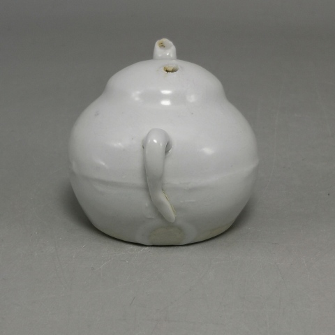 古玩陶瓷晚清白釉小水注水滴 文房用品拍賣(mài),當(dāng)前價(jià)格238元