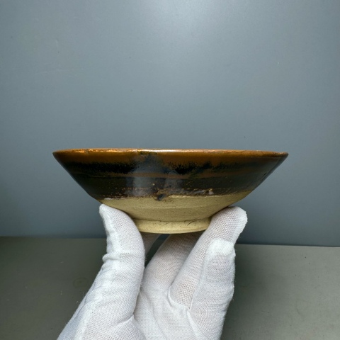 古玩陶瓷山西窯口褐釉鐵銹斑紋茶碗拍賣,當前價格860元