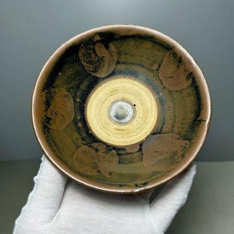 古玩陶瓷山西窯口褐釉鐵銹斑紋茶碗拍賣,當前價格860元
