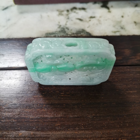 古玩玉器翡翠牌拍賣,當前價格3800元