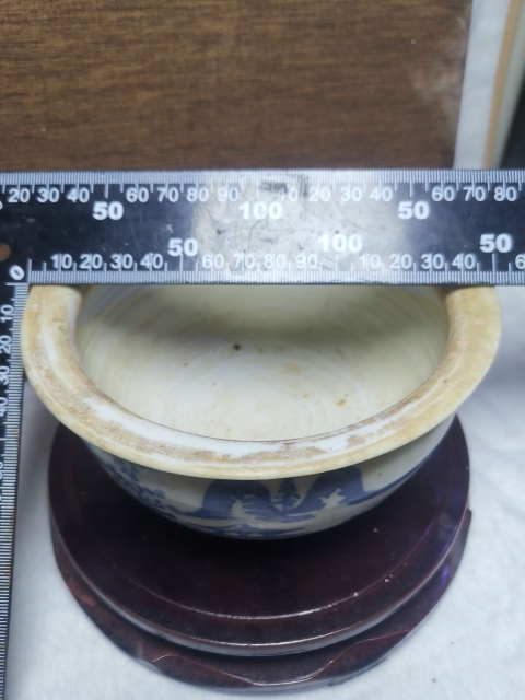古玩陶瓷青花山水人物三足爐拍賣,當前價格600元