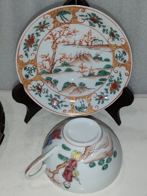 古玩陶瓷人物山水彩繪杯盤(pán)拍賣(mài),當(dāng)前價(jià)格1180元